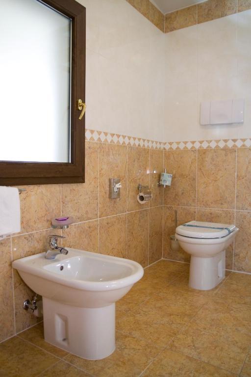 Varago Hotel Ristorante Dotto חדר תמונה